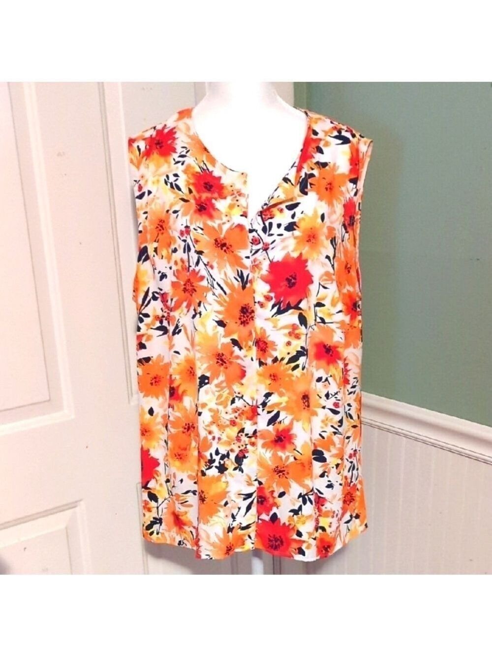 Jones New York Woman Floral Sleeveless Tank Top Size 16W